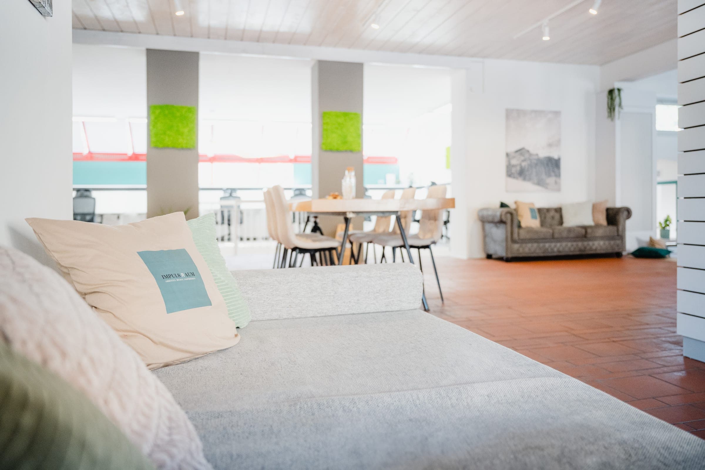 Lounge im Impuls Raum
